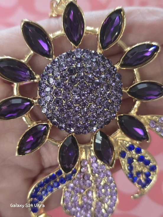 Beautiful Flower Bag Charm/ Keychain NEW - Picture 13 of 15